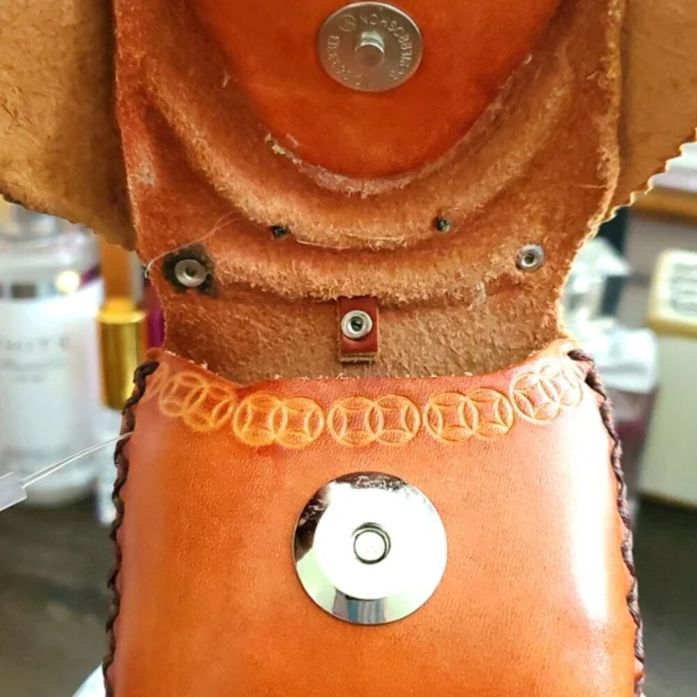 Dog Keychain/Wristlet NWOT - Picture 3 of 3